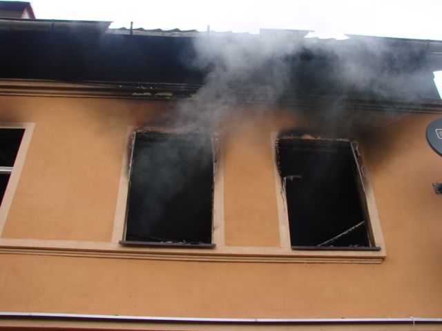 POŻAR NA PODDASZU - OSP Swieriawa