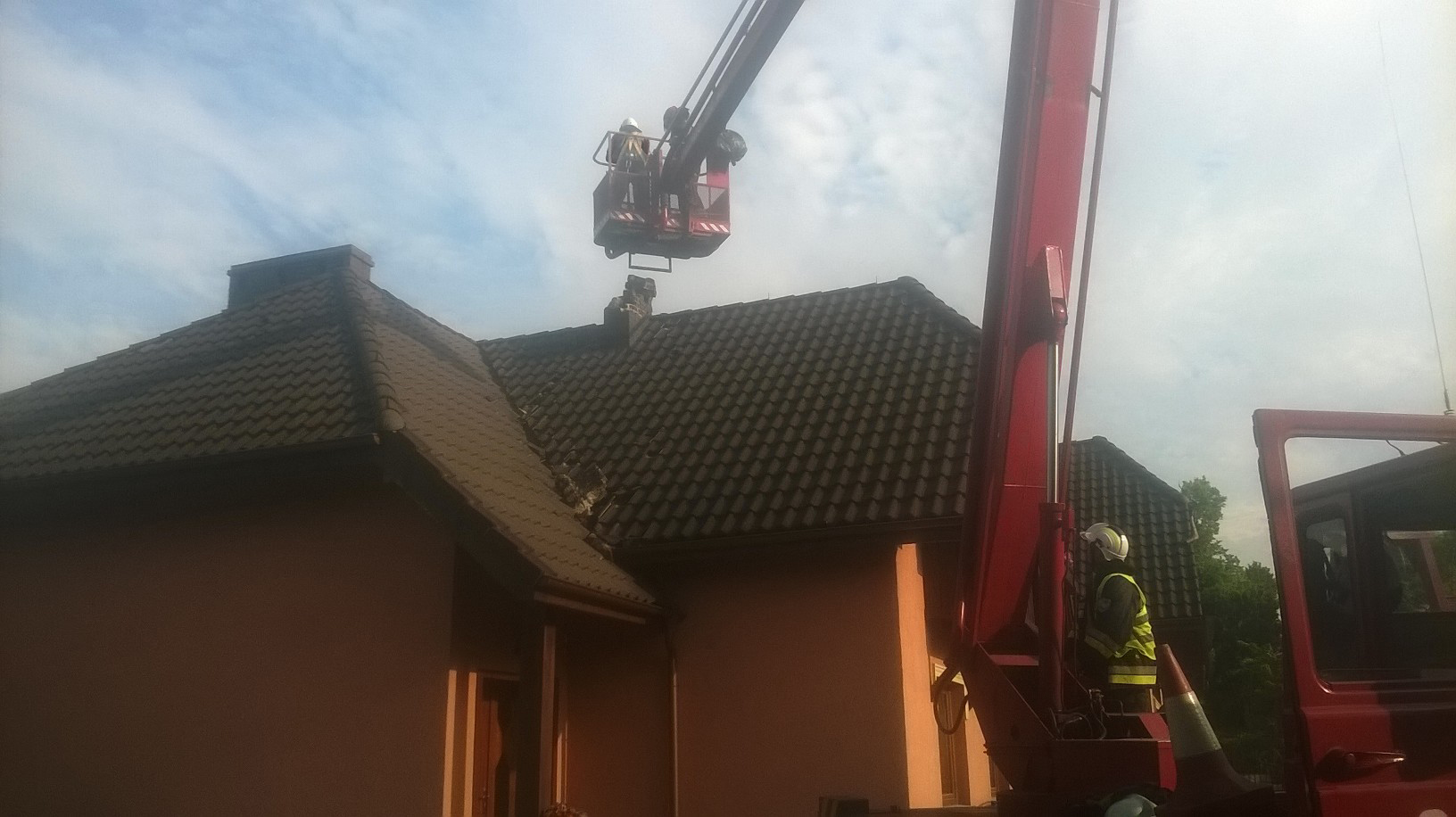 Piorun prosto w dom - OSP Swieriawa