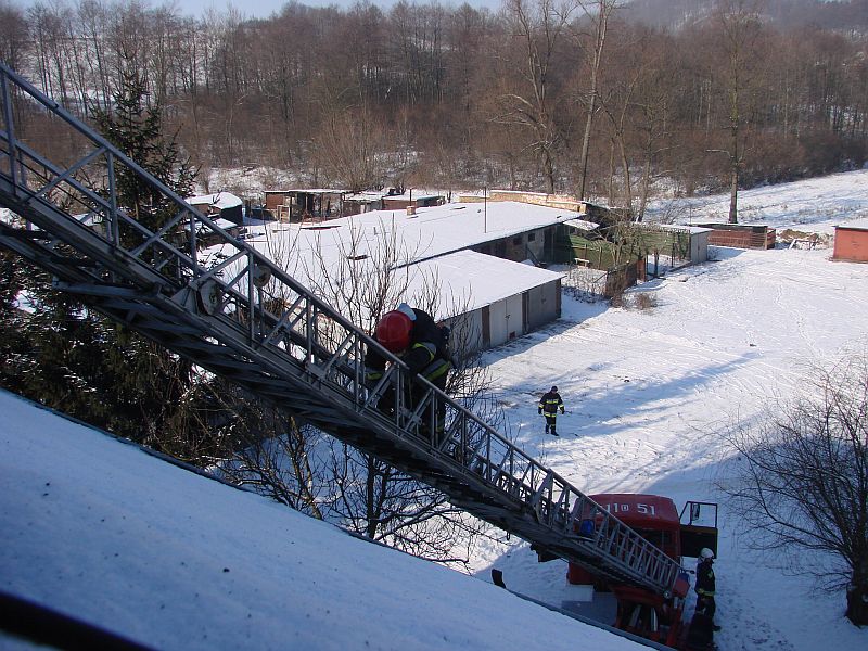 POŻAR BELKI W KOMINIE - OSP Swieriawa
