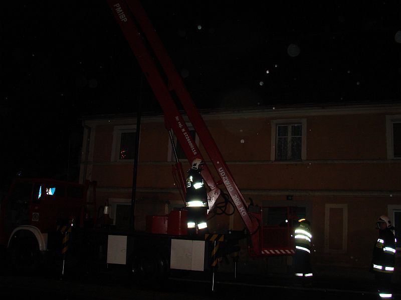 POŻAR SADZY W KOMINIE - OSP Swieriawa