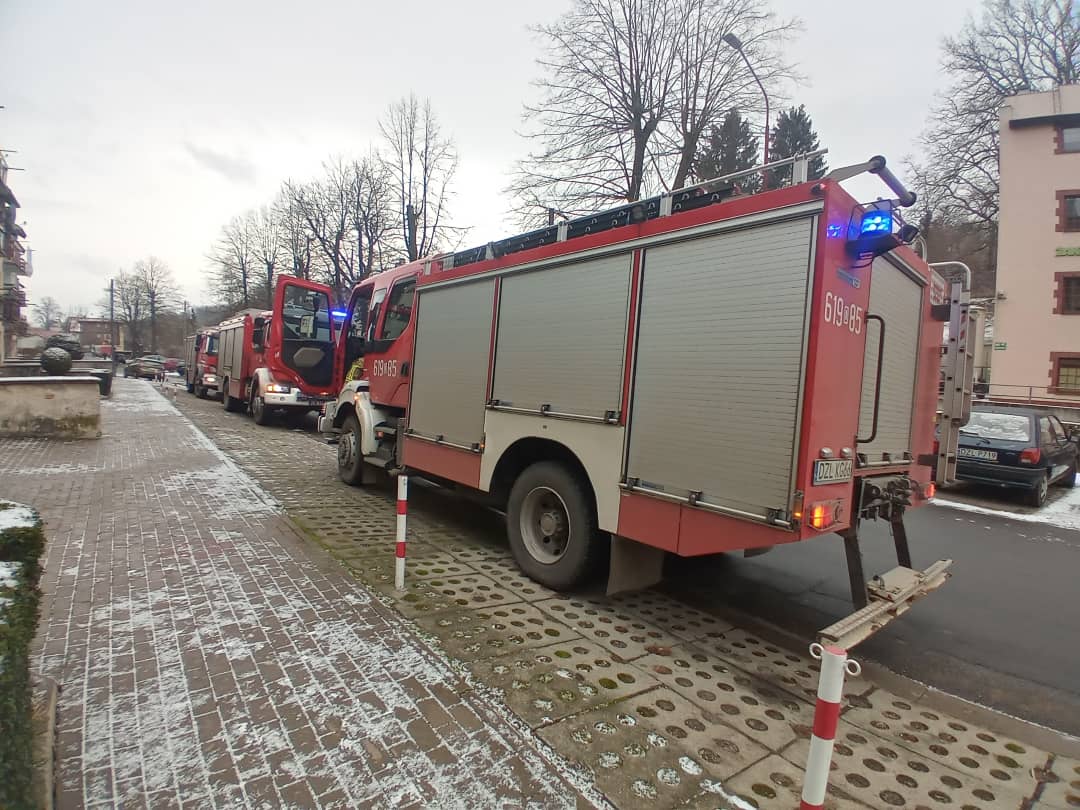 Ulatniający się gaz w mieszkaniu  - OSP Swieriawa